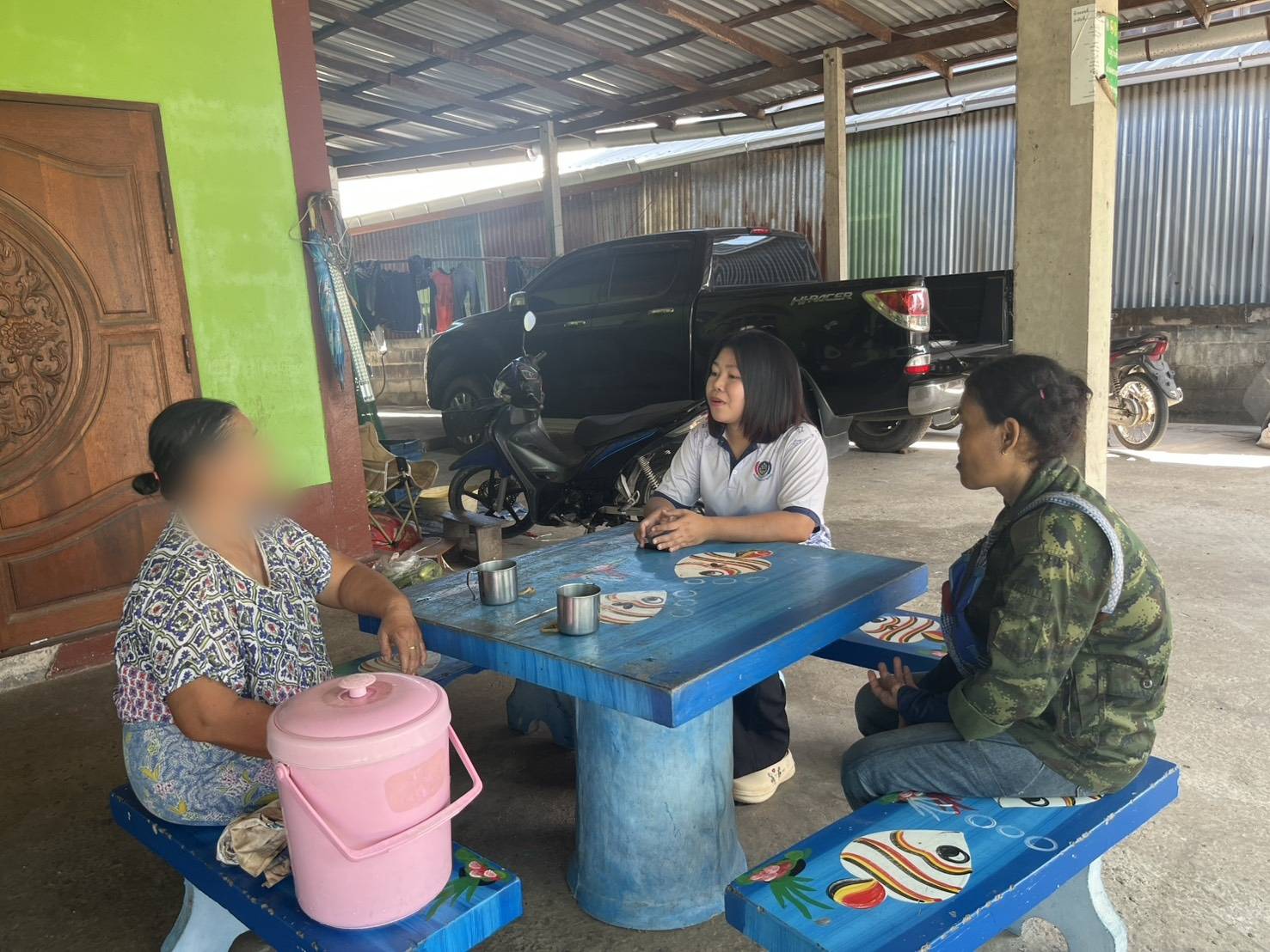 สพอ.ป่าติ้ว ลงพื้นที่ติดตามและสนับสนุนการบริหารจัดการหนี้ค้างชำระกองทุนพัฒนาบทบาทสตรี ในพื้นที่ตำบลศรีฐาน และตำบลกระจาย