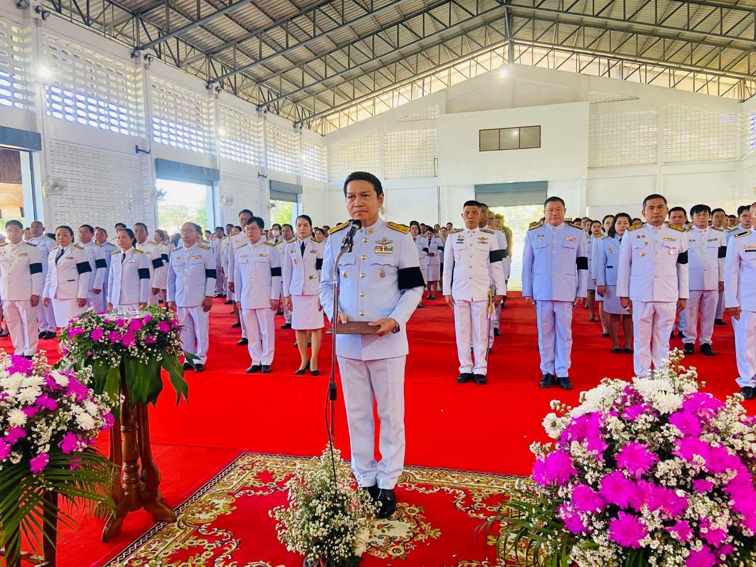 สพอ.ป่าติ้ว ร่วมพิธีวางพวงมาลาถวายราชสักการะ เนื่องในวันคล้ายวันสวรรคต พระบาทสมเด็จพระจุลจอมเกล้าเจ้าอยู่หัว "วันปิยมหาราช" ประจำปี 2569